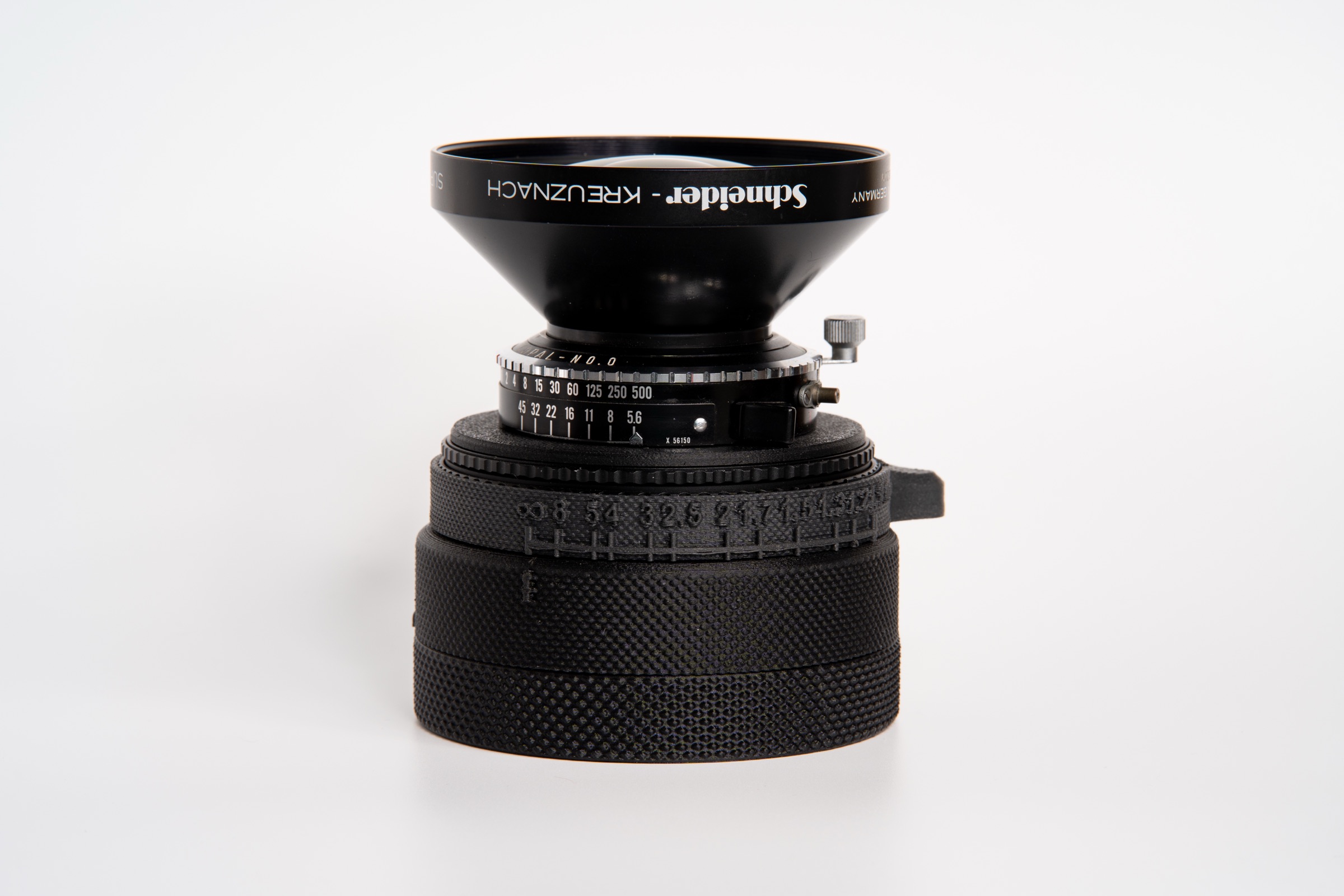 Schneider Super-Angulon 90 mm f/5.6 in custom O.ZONE helicoid